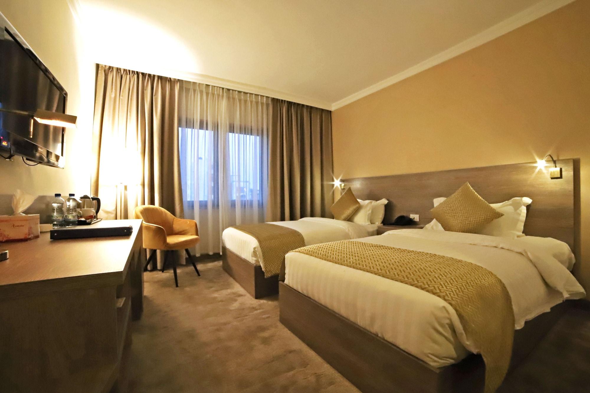 The Sanrock Hotel Amman Esterno foto
