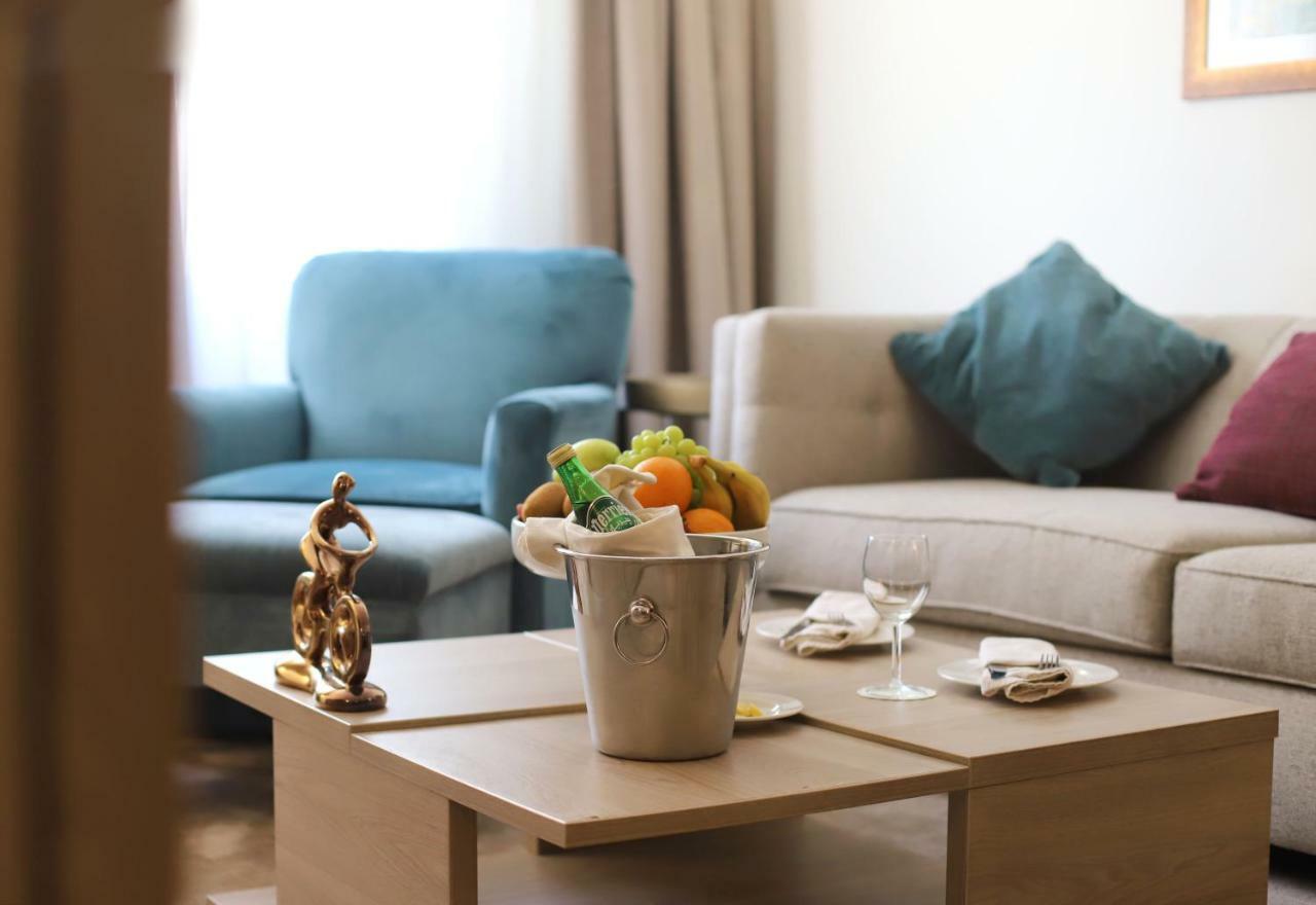 The Sanrock Hotel Amman Esterno foto